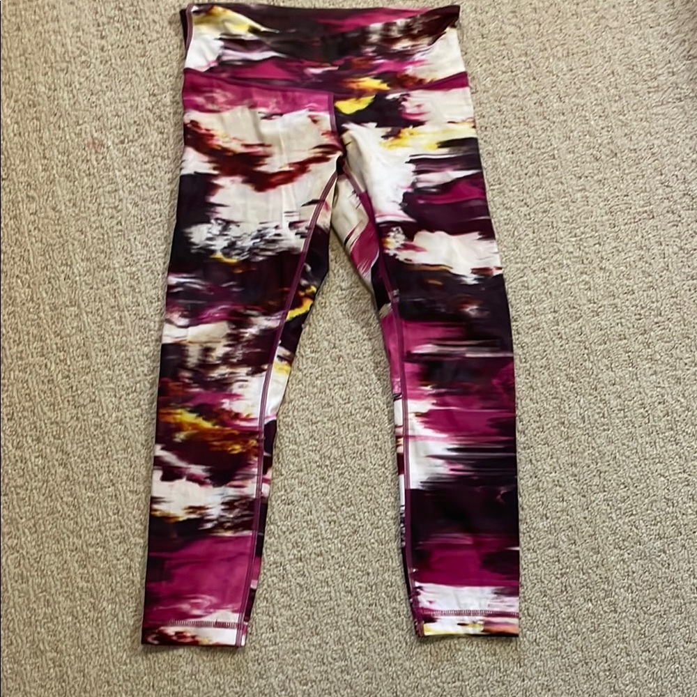 lululemon leggings WIND BERRY RUMBLE wunder unders 23inch